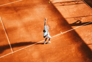 Tenis